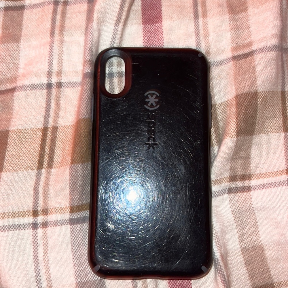 Black iPhone xr speak hard case